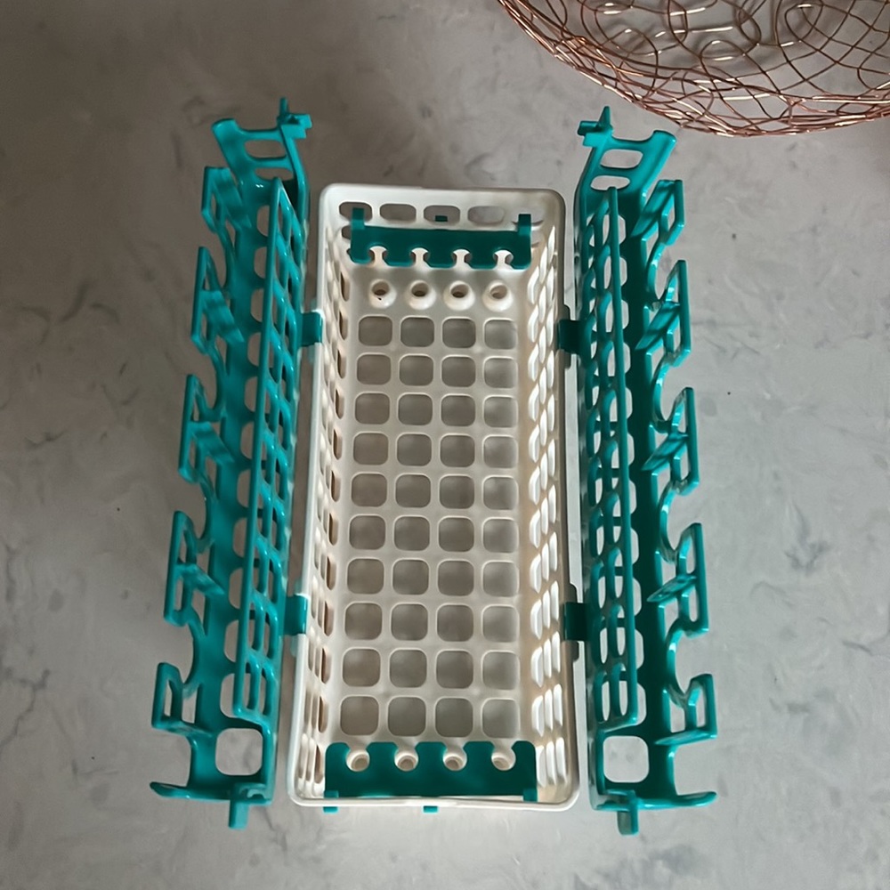 OXO Tot Dishwasher Basket for Bottle Parts & Accessories, Teal - Picture 2 of 3